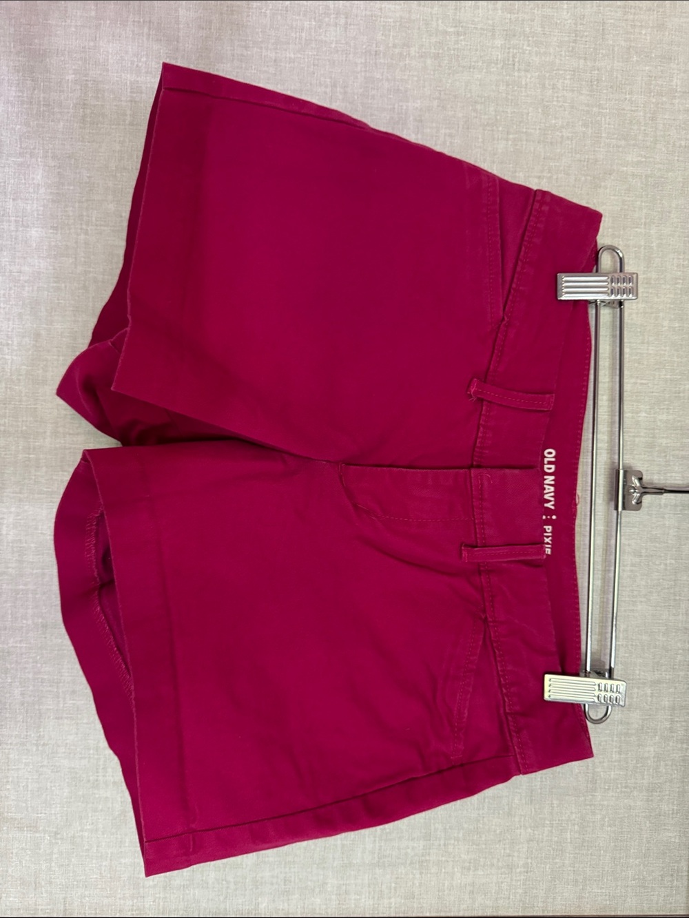 Old Navy Women's Magenta Stretch Bermuda Shorts